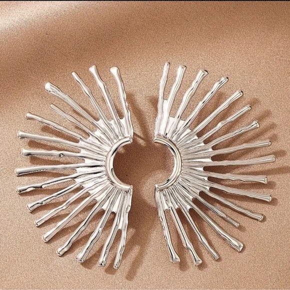 Anthropologie Jewelry - Aria ll Silver Sunrise Earrings